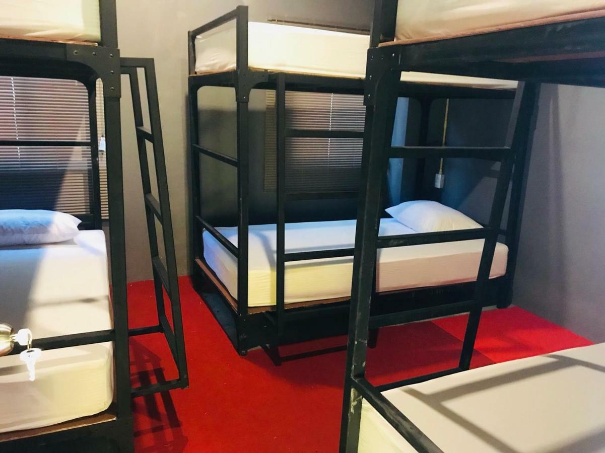 248 Street Hostel Chiang Mai Zewnętrze zdjęcie