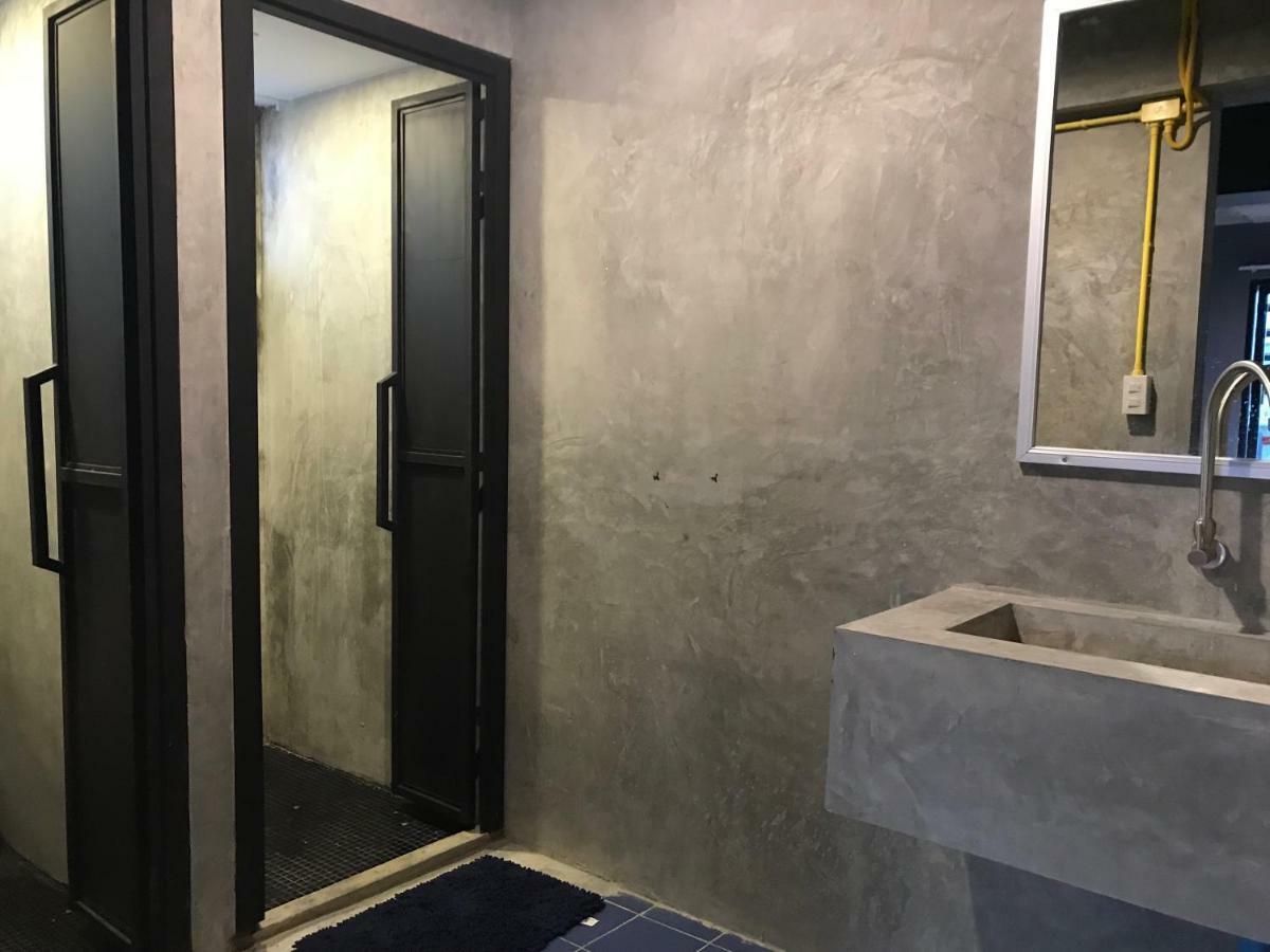 248 Street Hostel Chiang Mai Zewnętrze zdjęcie