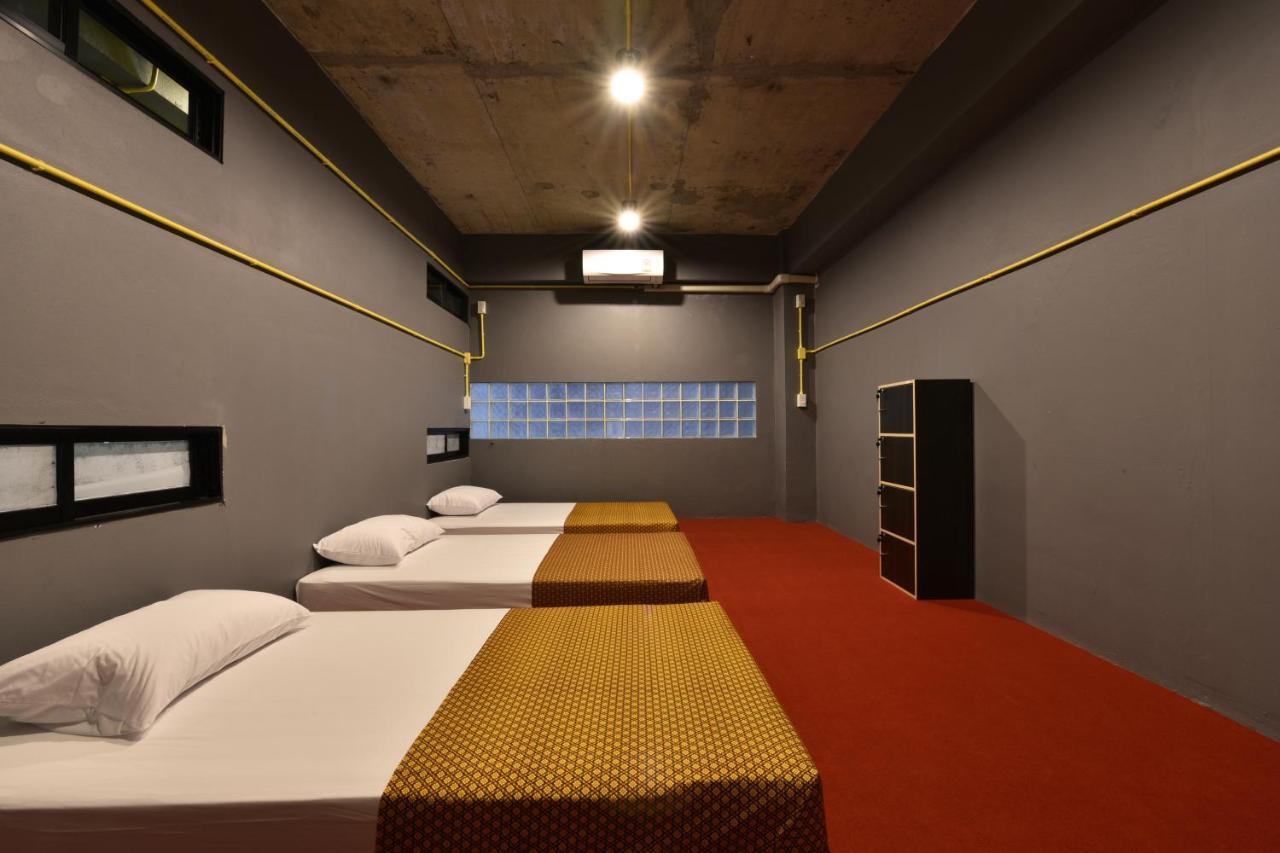 248 Street Hostel Chiang Mai Zewnętrze zdjęcie